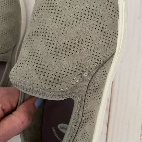 DR. SCHOLL’S Gray Suede Slip On Loafers - Picture 10 of 11